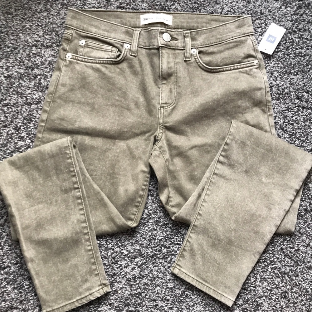Gap True Skinny Distressed Jeans Size 28